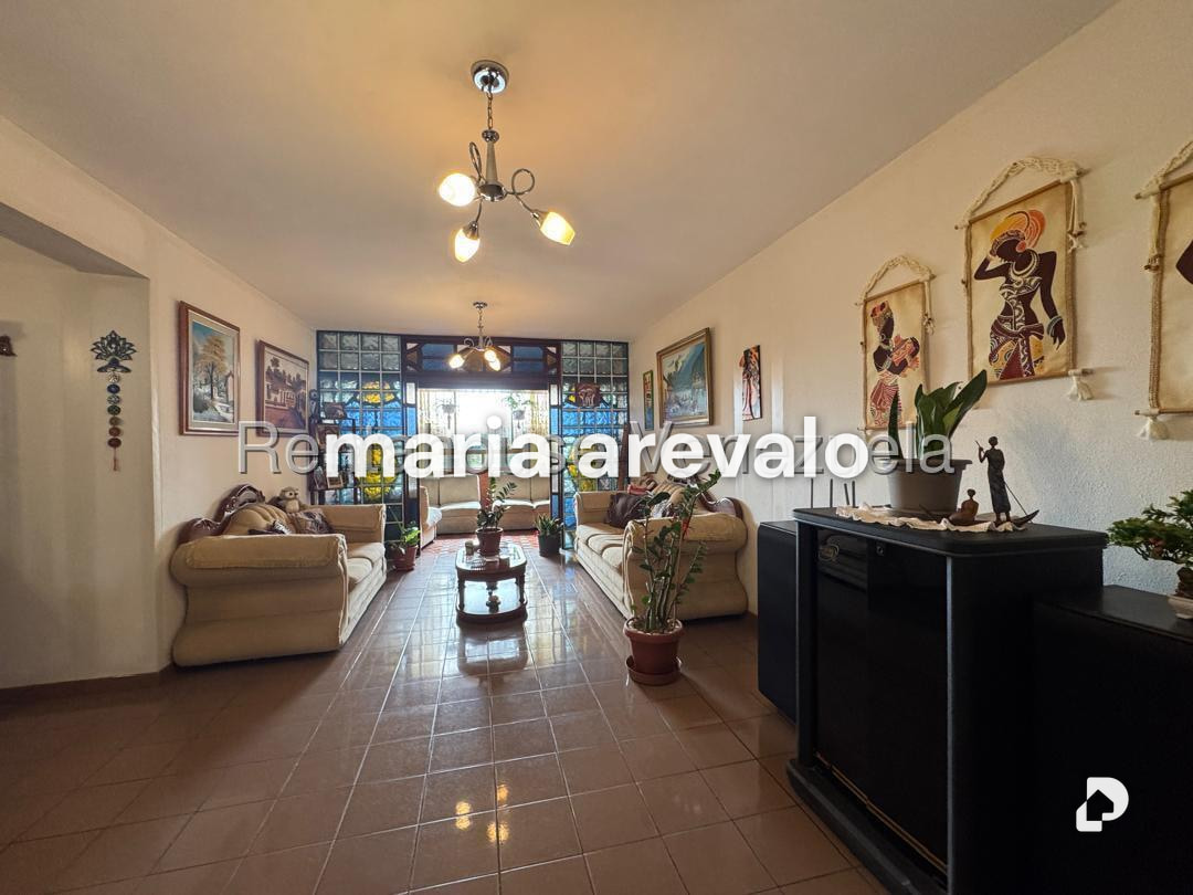 Apartamento en Don Blas, San Antonio de Los Altos – 4