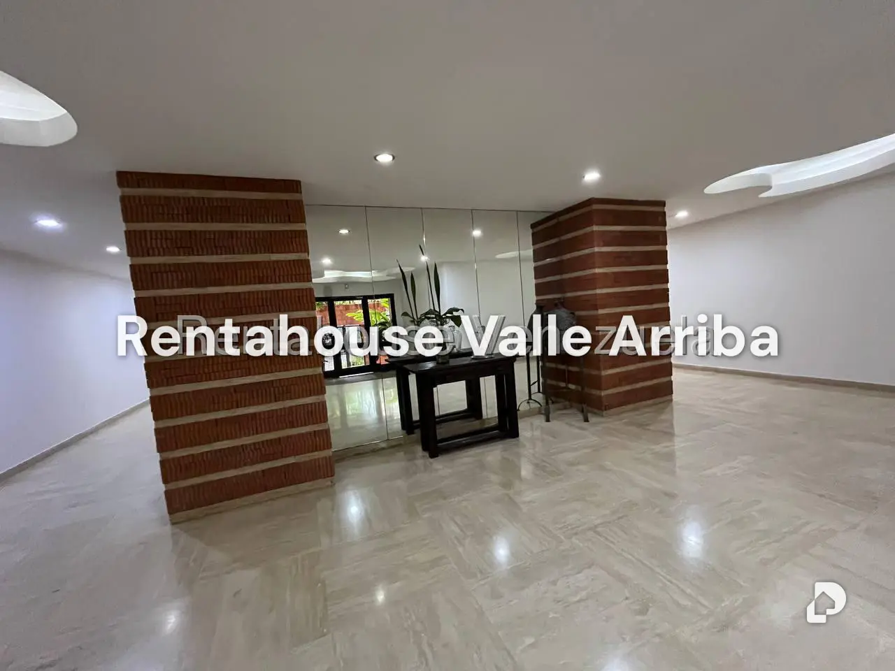 Apartamento en Campo Alegre, Caracas – 24
