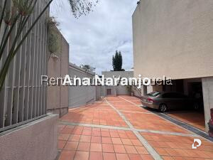 House in Prados del Este, Caracas – 18