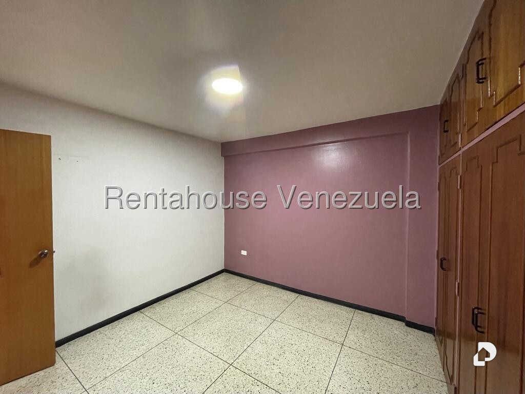 Edificio en Boleíta Sur, Caracas