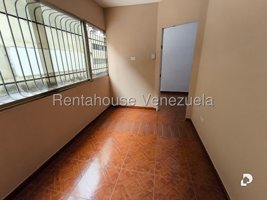 Apartamento en Parroquia La Candelaria, Caracas – 13
