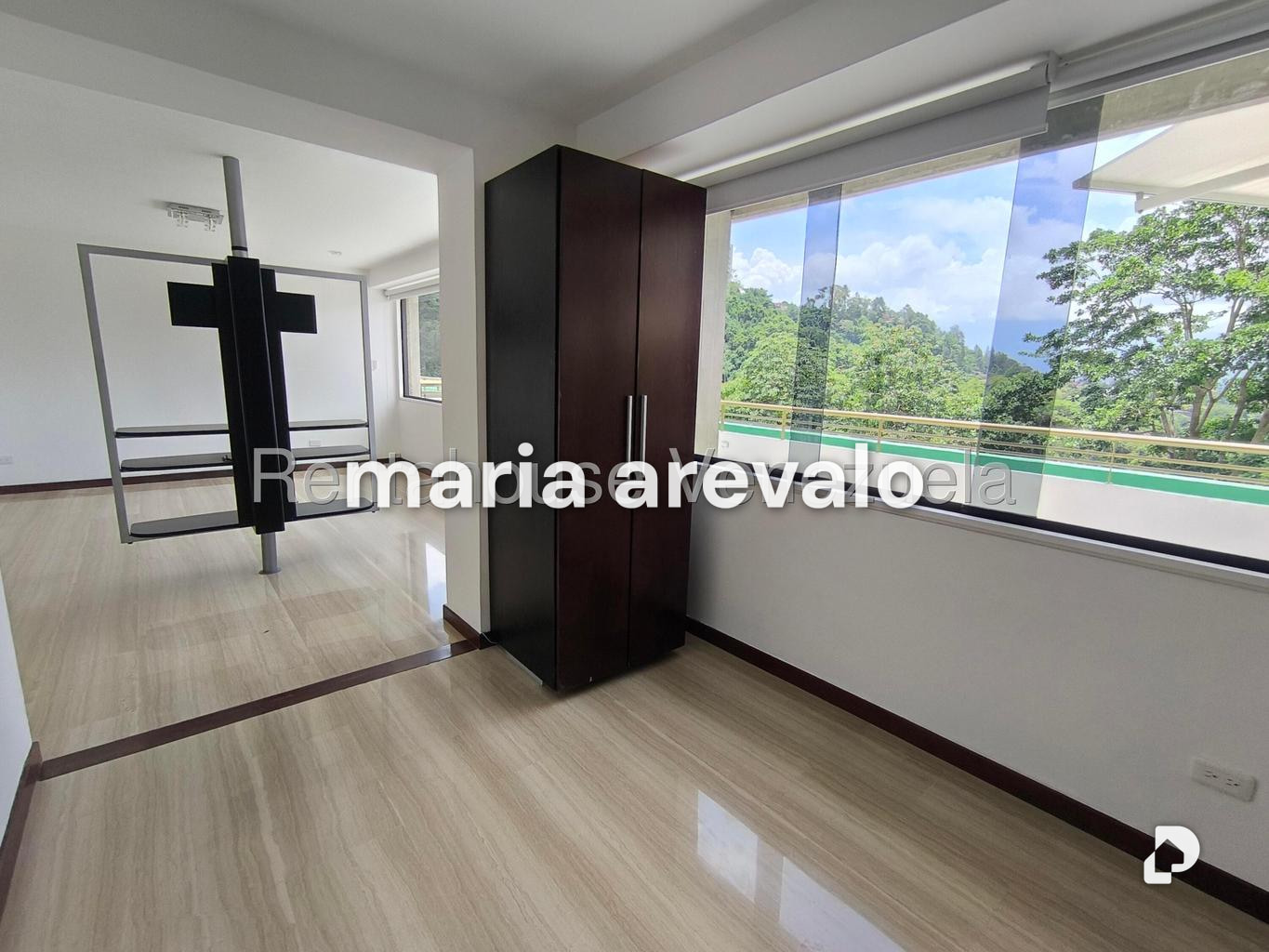 Apartamento en Lomas de La Lagunita, Caracas – 30