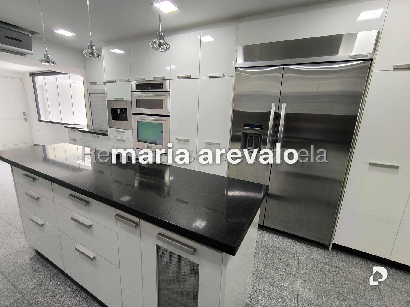 Apartamento en Lomas de La Lagunita, Caracas – 15