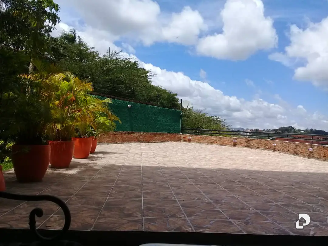 Apartamento en Colinas de Valle Arriba, Caracas – 25