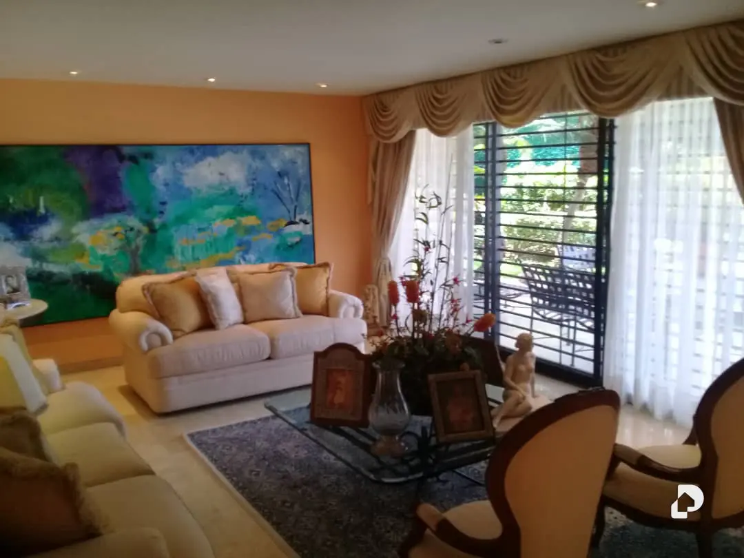 Apartamento en Colinas de Valle Arriba, Caracas – 2