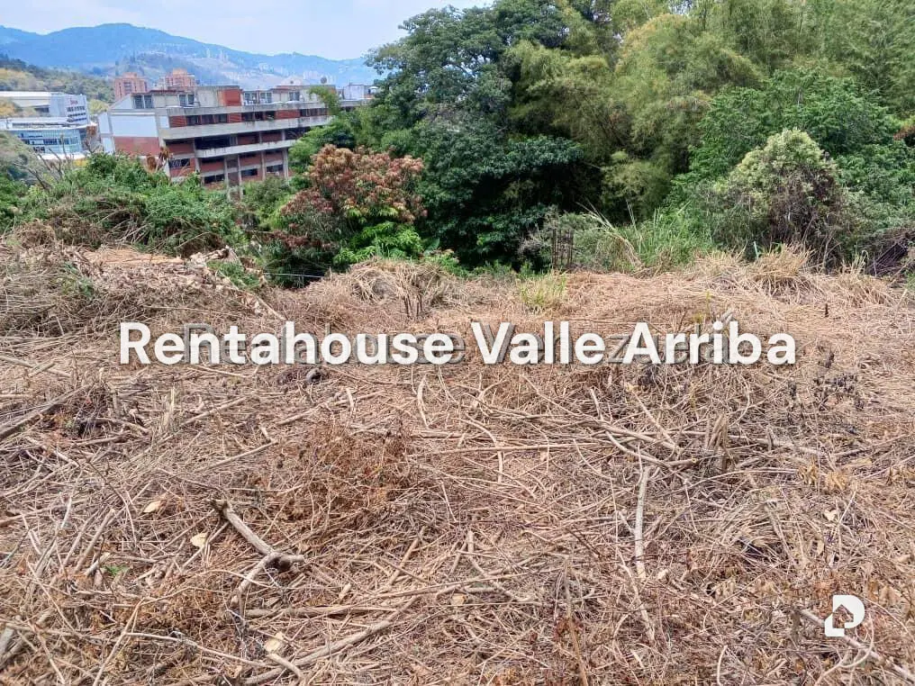 Terreno en La Tahona, Caracas – 11