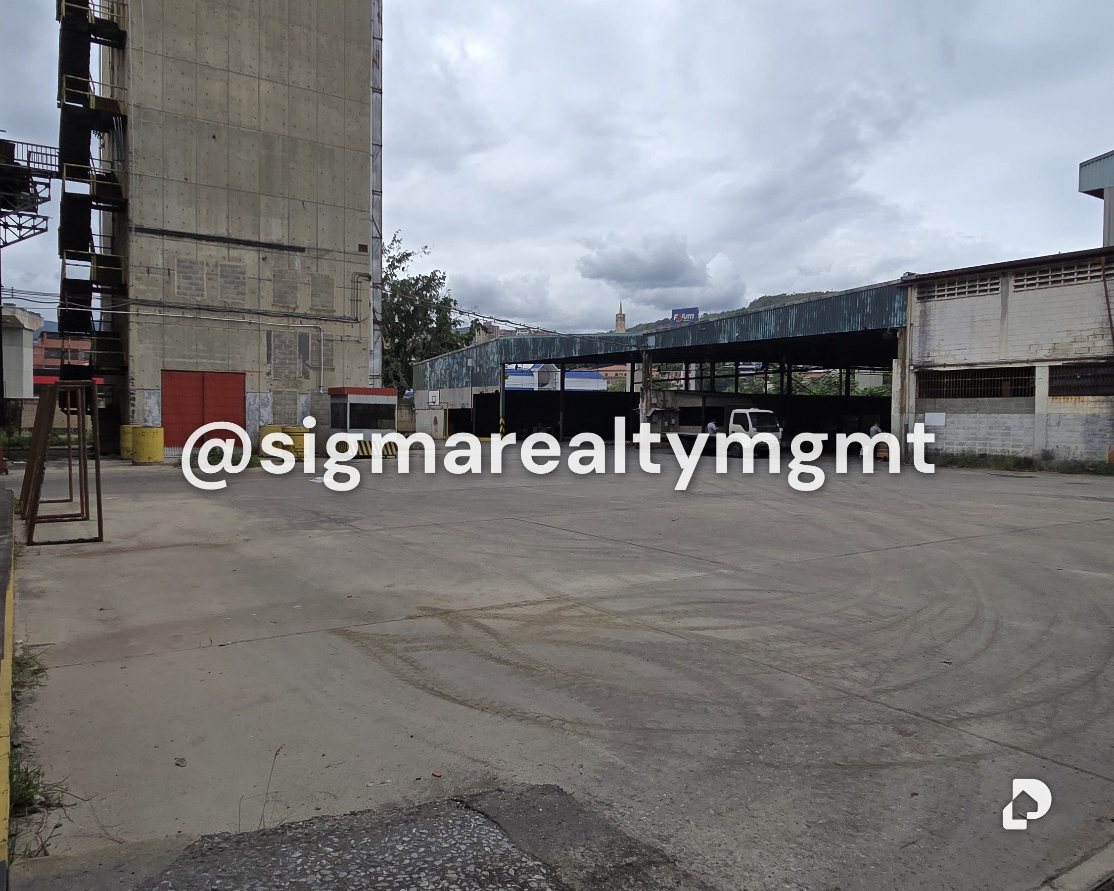 Warehouse in Guarenas – 15