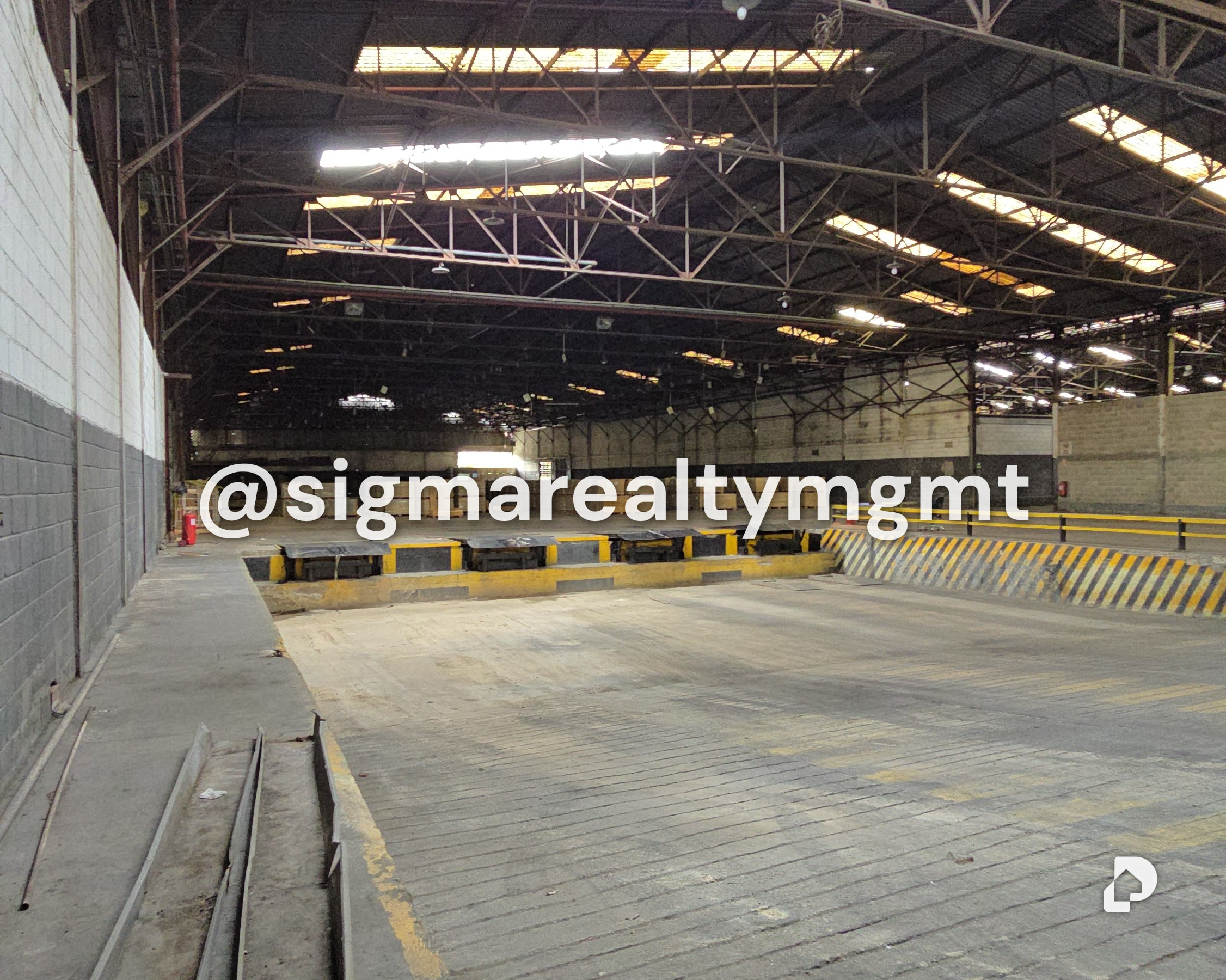 Warehouse in Guarenas – 9