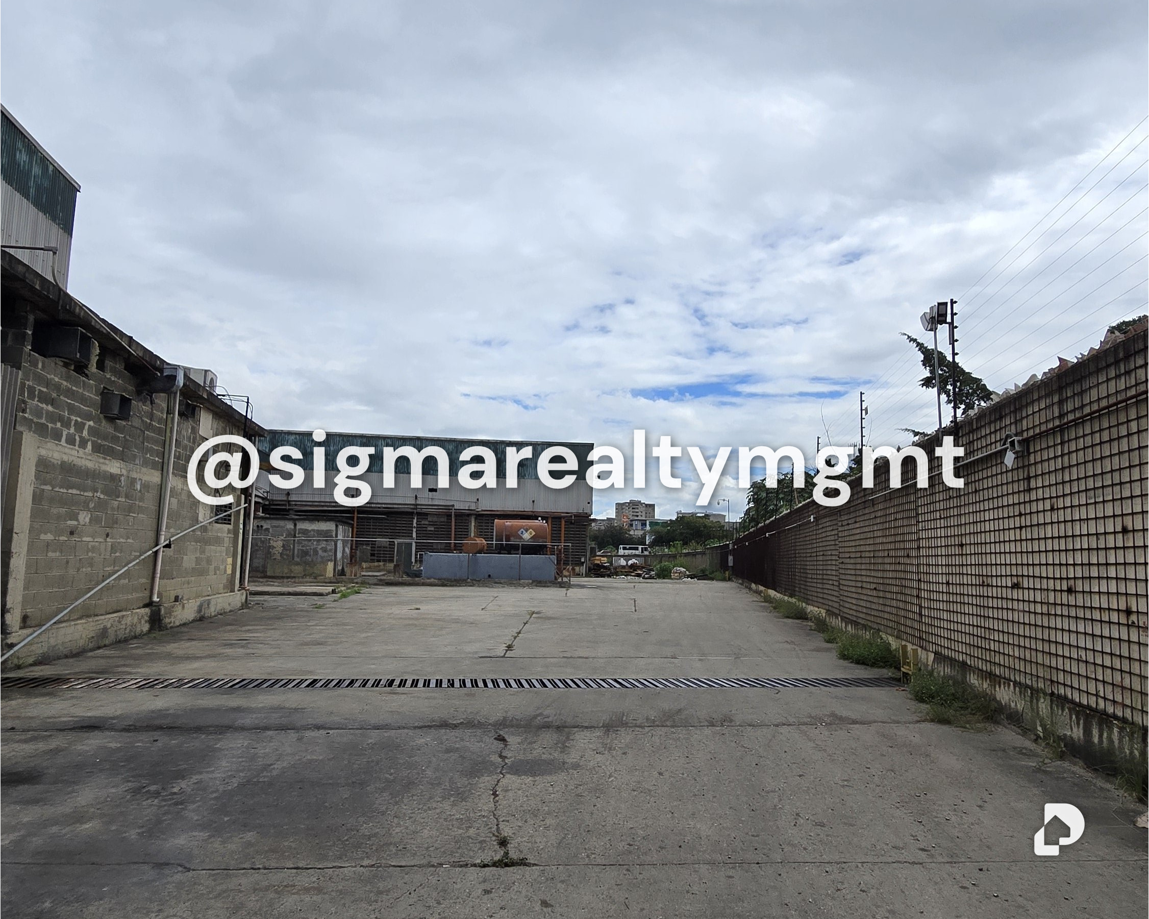 Warehouse in Guarenas – 14