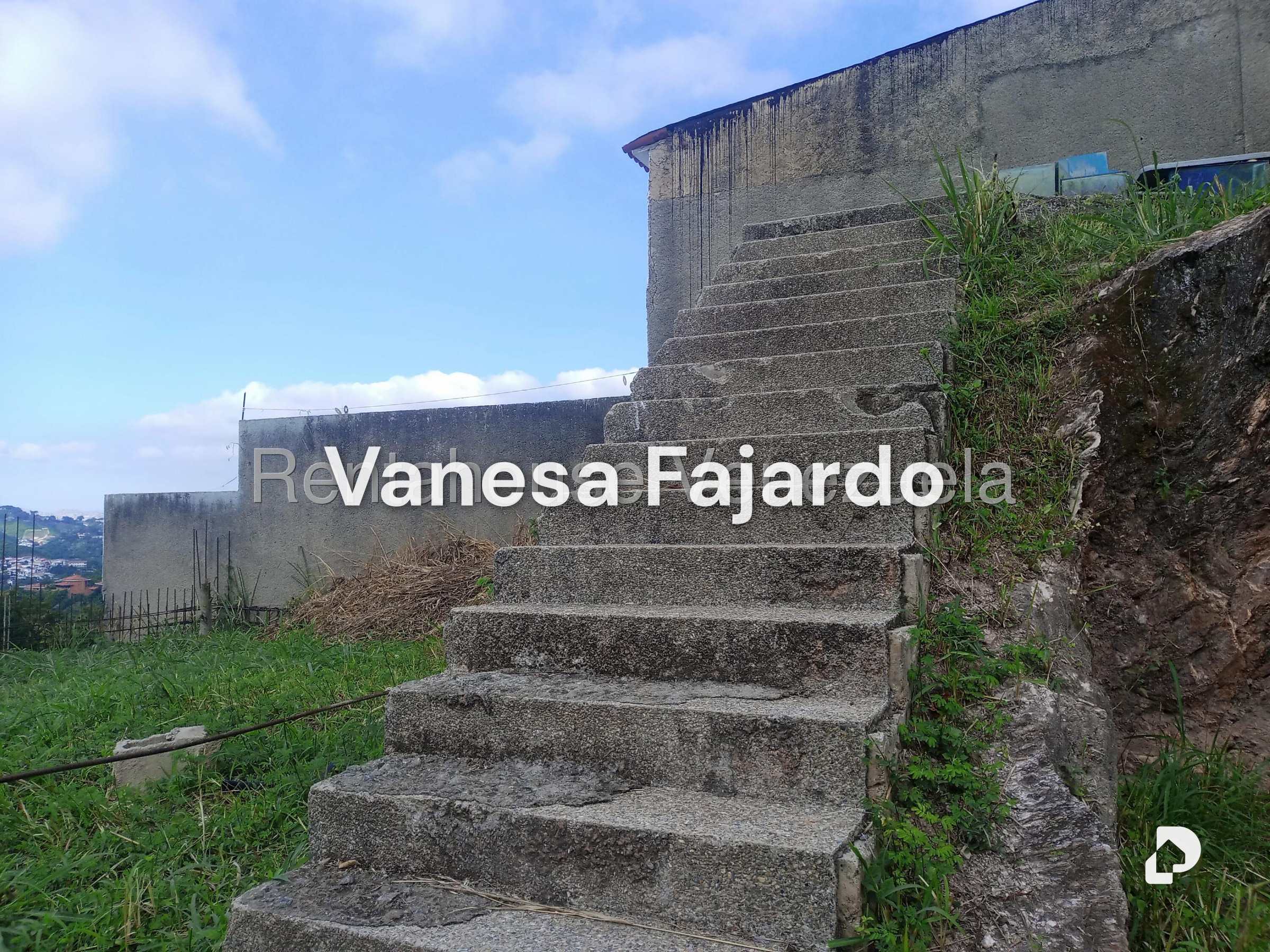 Terreno en El Cafetal, Caracas – 8