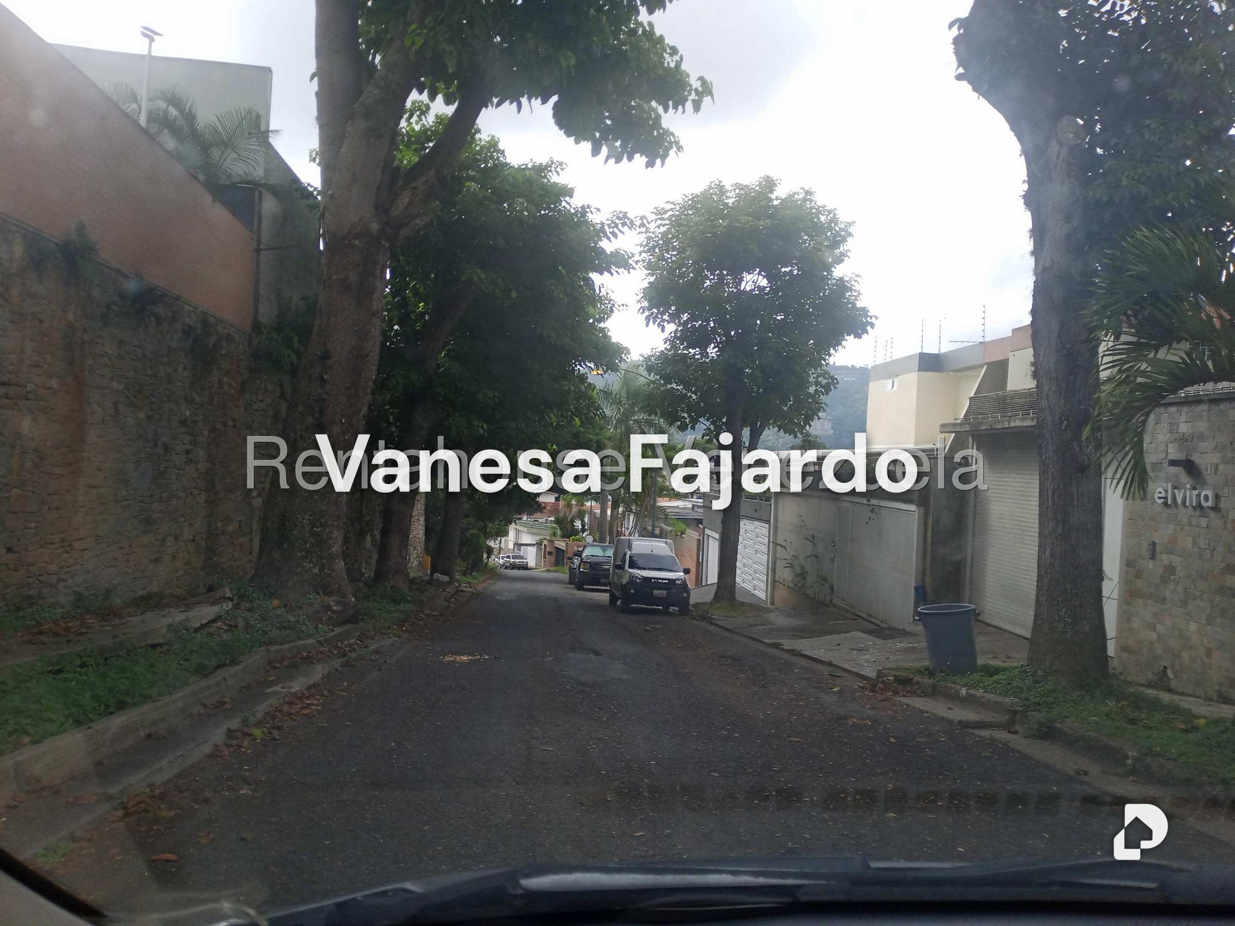 Terreno en El Cafetal, Caracas – 22