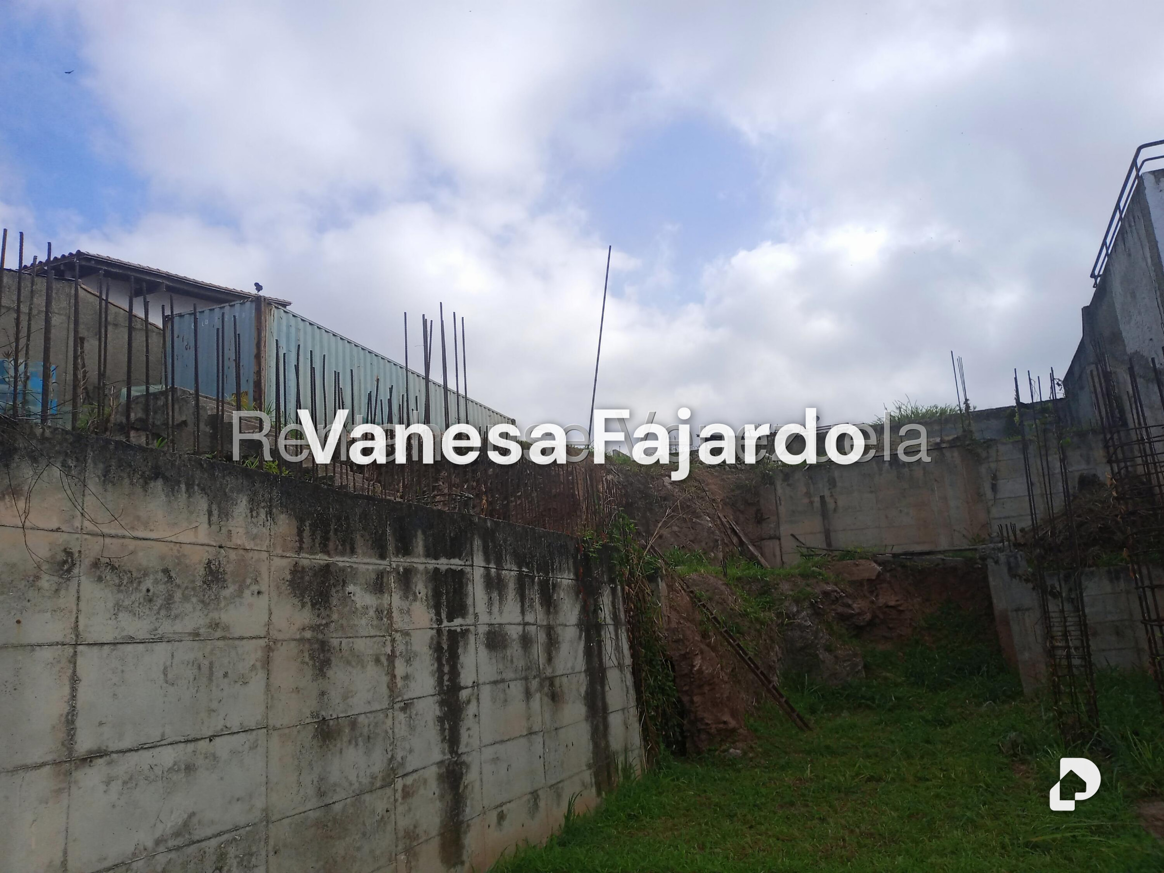 Terreno en El Cafetal, Caracas – 16