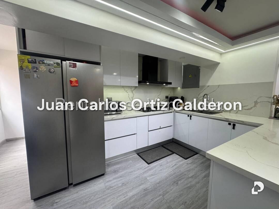 Apartment in Santa Mónica, Caracas – 9