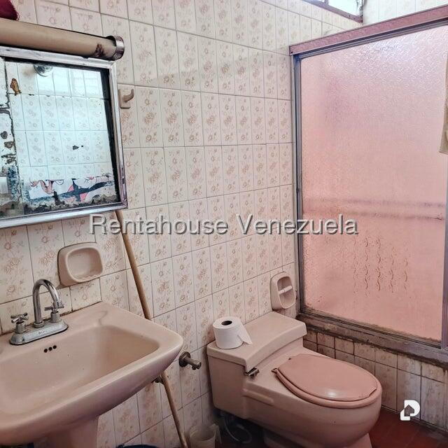 Casa en Montalbán I, Caracas – 27