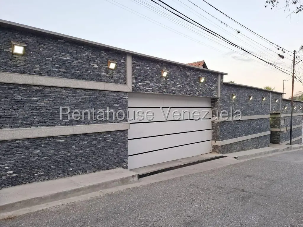 House in Las Marías, Caracas - 1