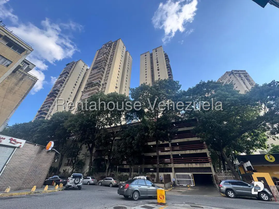 Apartamento en Colinas de Bello Monte, Caracas – 1