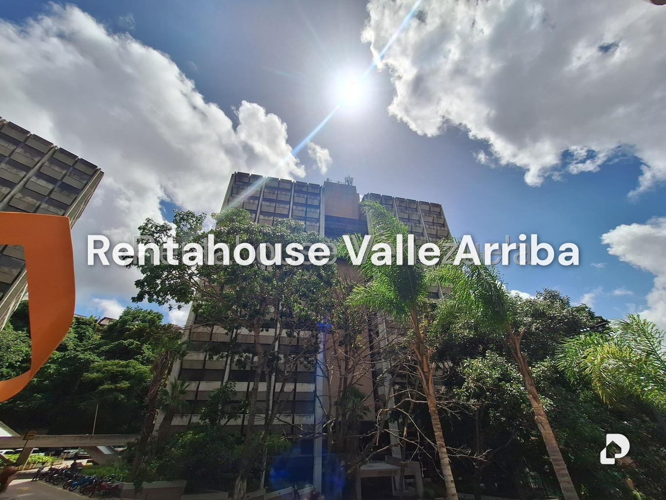 Office in Santa Paula, Caracas – 1