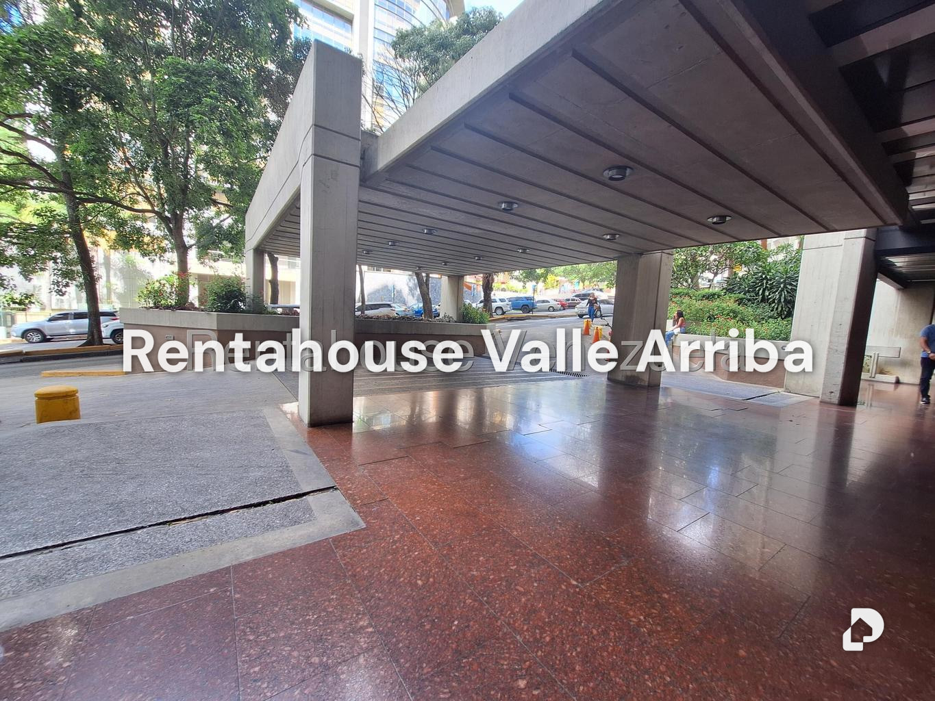 Office in Santa Paula, Caracas – 3