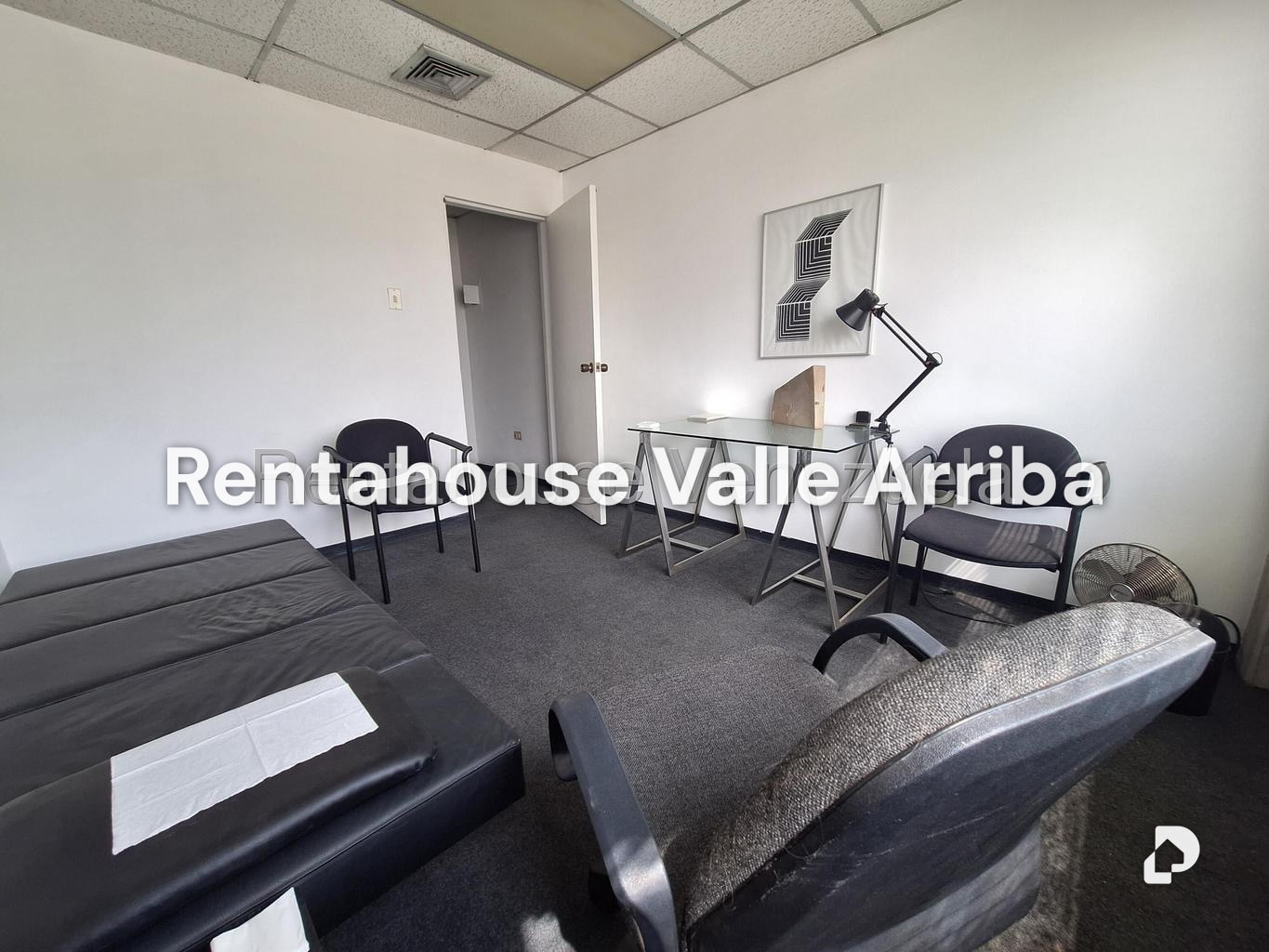 Office in Santa Paula, Caracas – 14