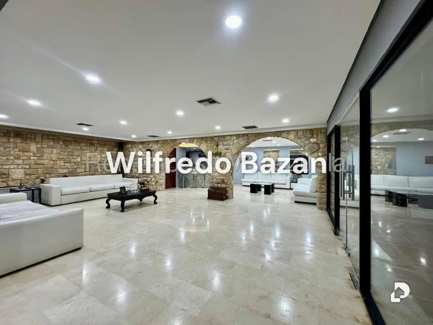 Casa en Colinas de Vista Alegre, Caracas – 17