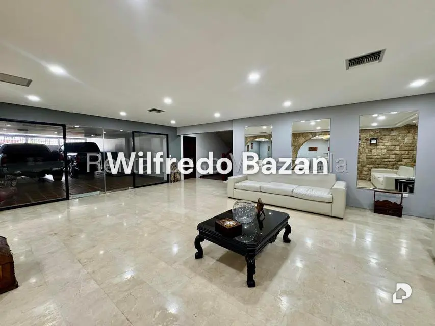 Casa en Colinas de Vista Alegre, Caracas – 19