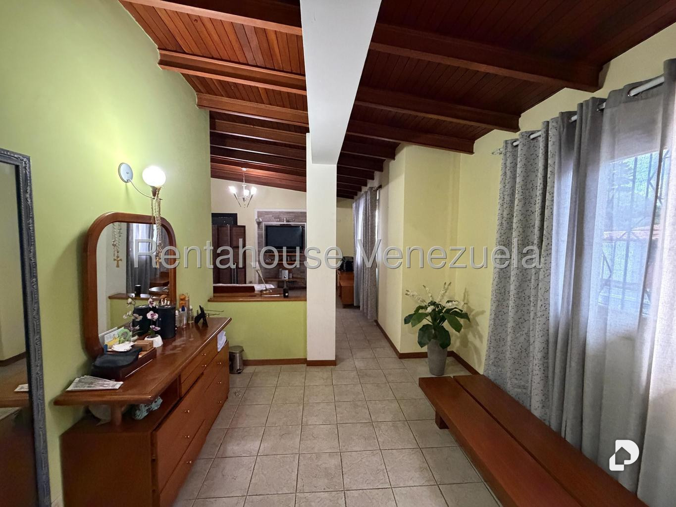 Casa en Colinas de Bello Monte, Caracas – 38
