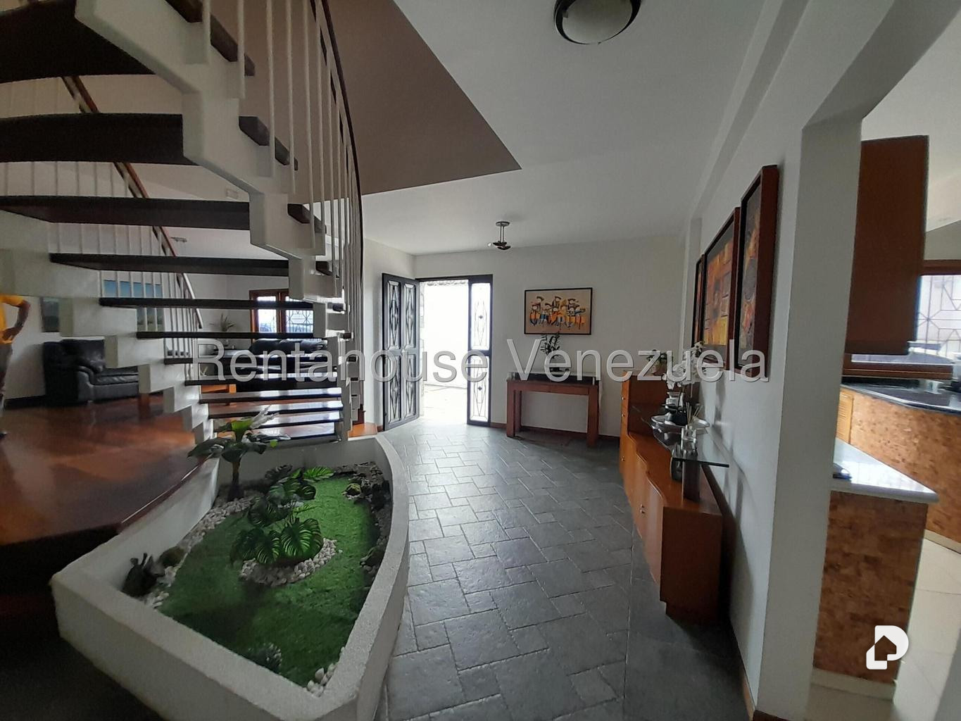 Casa en Colinas de Bello Monte, Caracas – 26