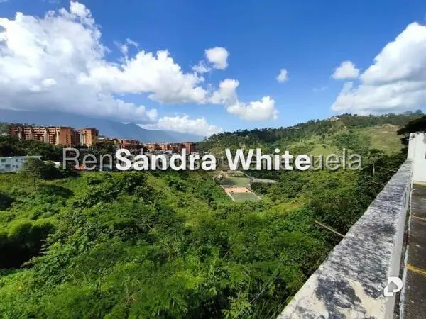 Apartamento en Guaicay. 27-6987, Caracas – 14