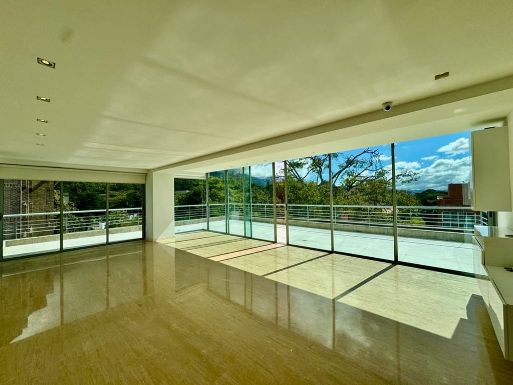 Penthouse en Country Club, Caracas - 1