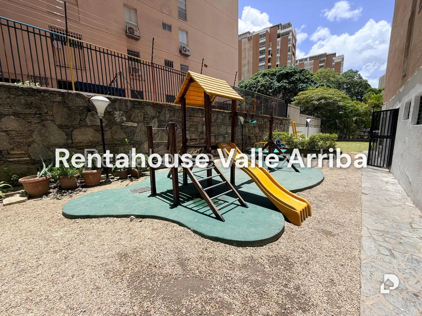 Apartamento en Santa Fe Sur, Caracas – 17