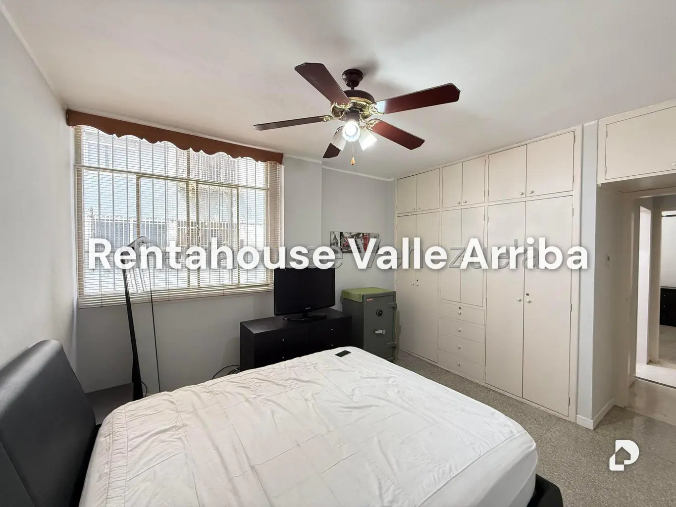 Apartamento en Los Palos Grandes, Caracas – 9