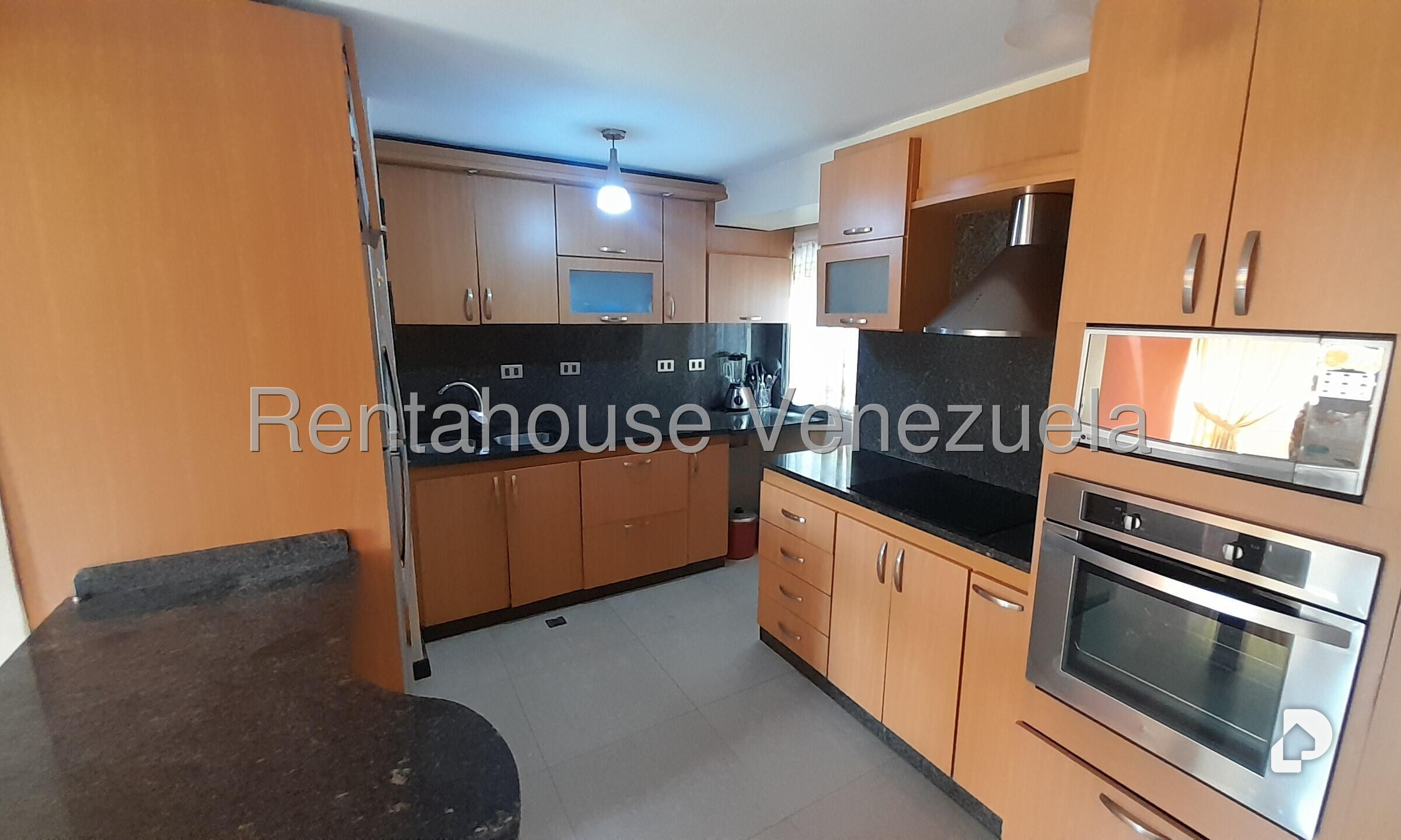 Apartment in Miravila, Caracas – 2