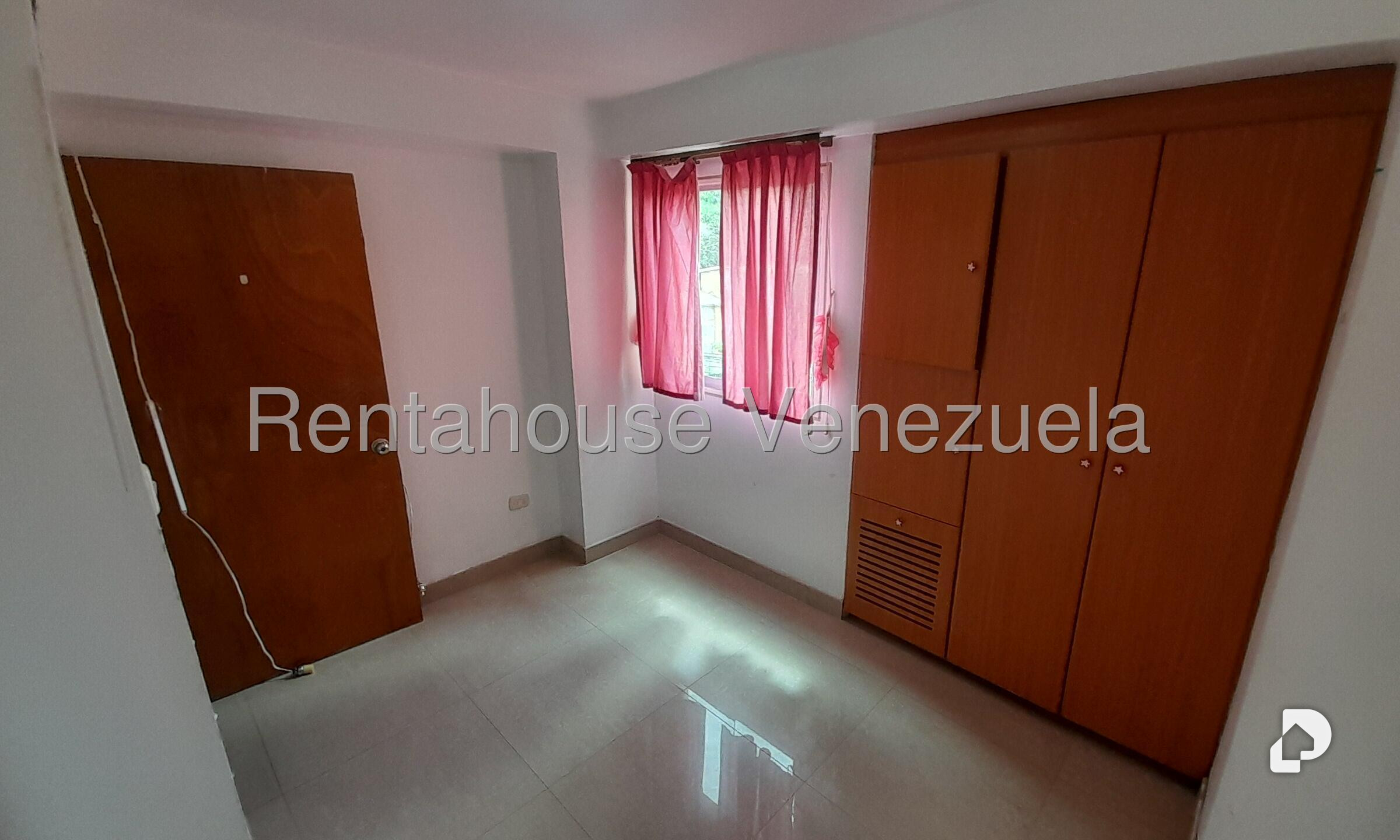 Apartment in Miravila, Caracas – 11