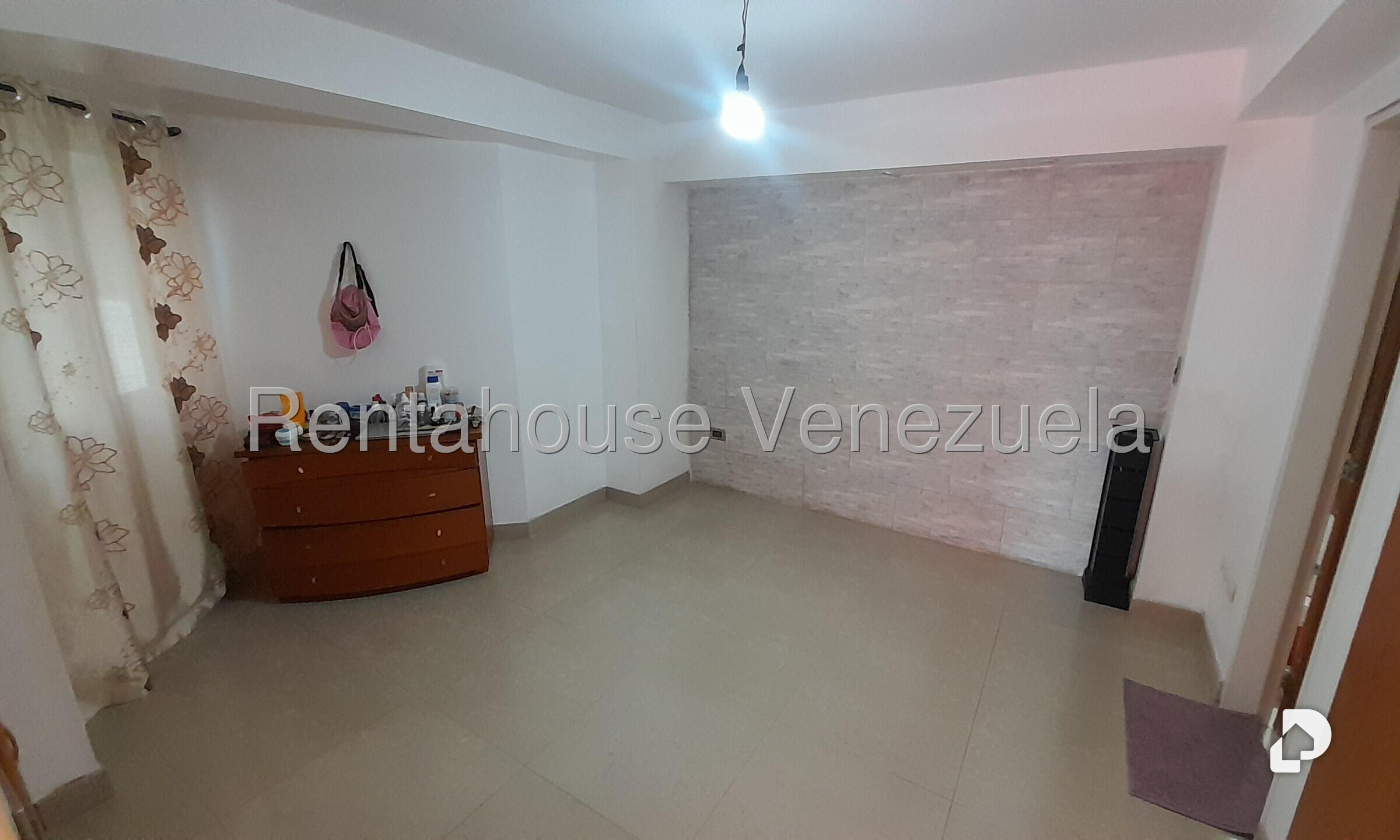Apartment in Miravila, Caracas – 13