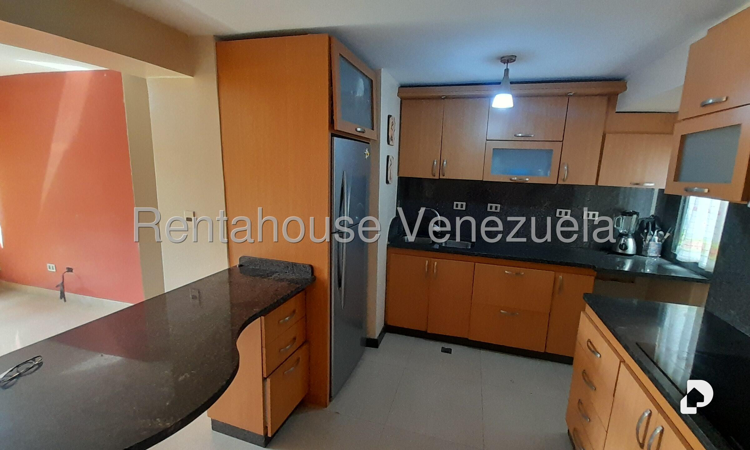 Apartment in Miravila, Caracas – 3