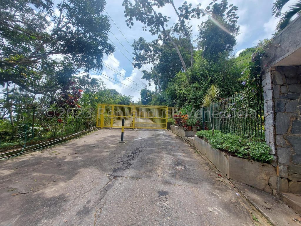 Terreno en Oripoto, Caracas - 1