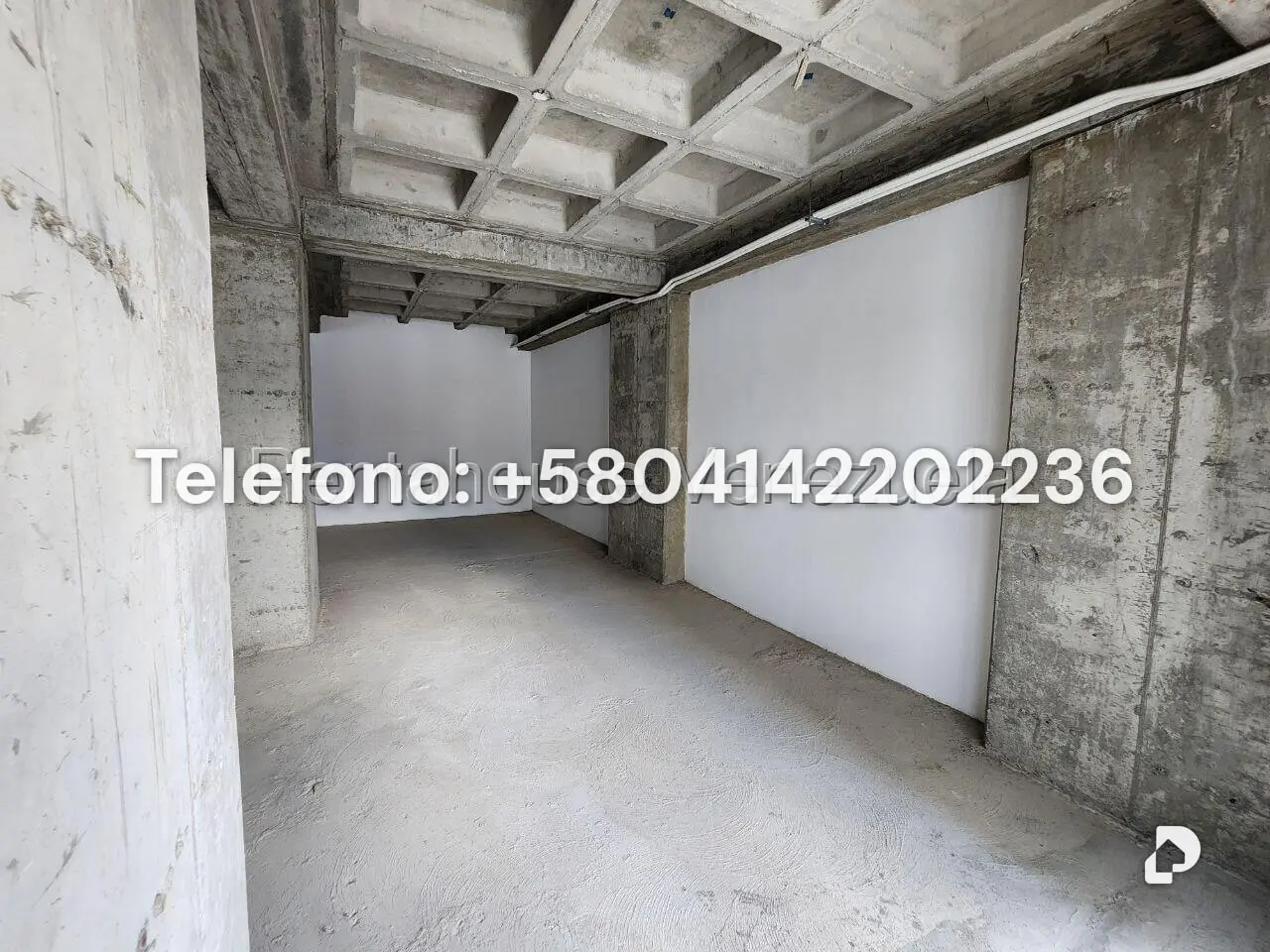 Oficina en Las Mercedes, Caracas – 11