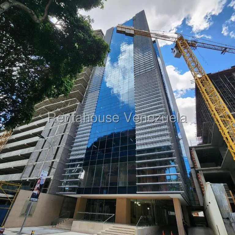 Oficina en Las Mercedes, Caracas - 1
