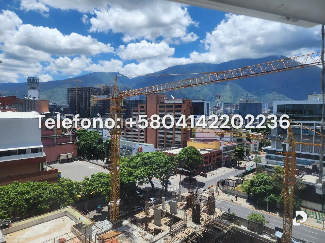 Oficina en Las Mercedes, Caracas – 20
