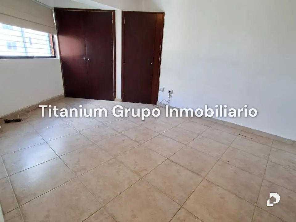 Apartamento en Parroquia Urbana San José, Valencia – 3