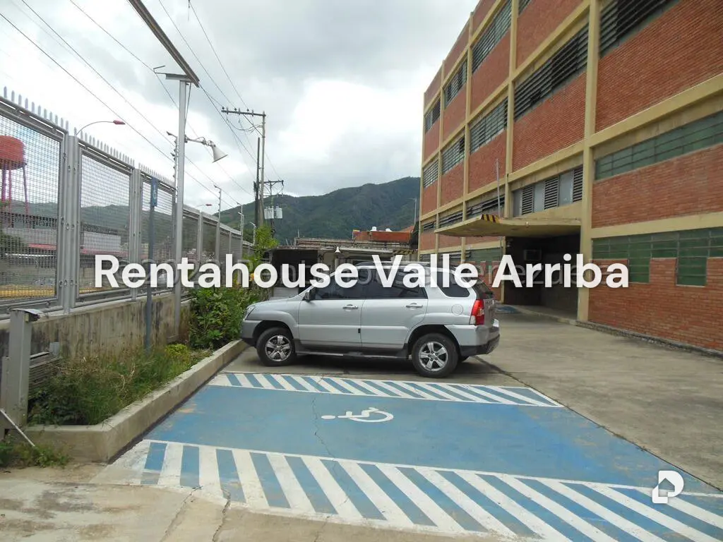 Local comercial en La Yaguara, Caracas – 2