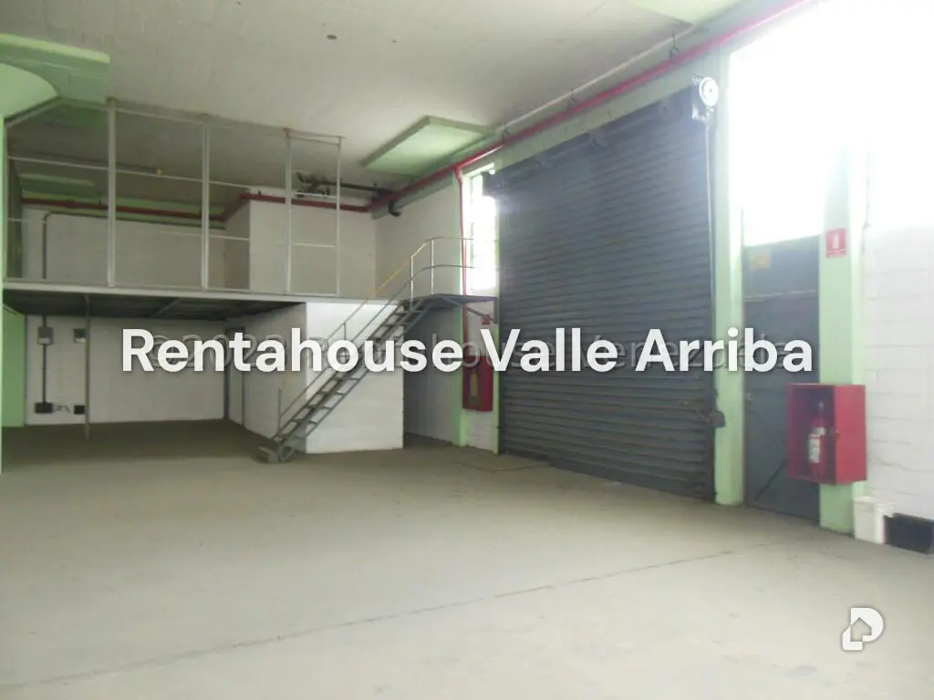 Local comercial en La Yaguara, Caracas – 26