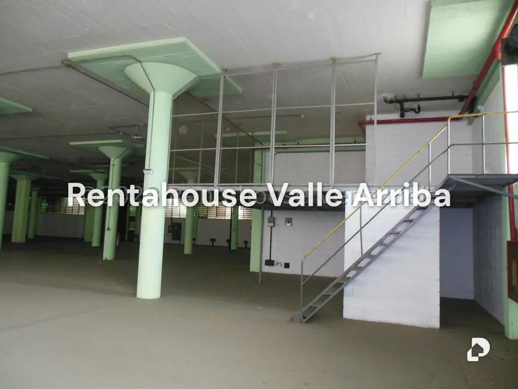 Local comercial en La Yaguara, Caracas – 23