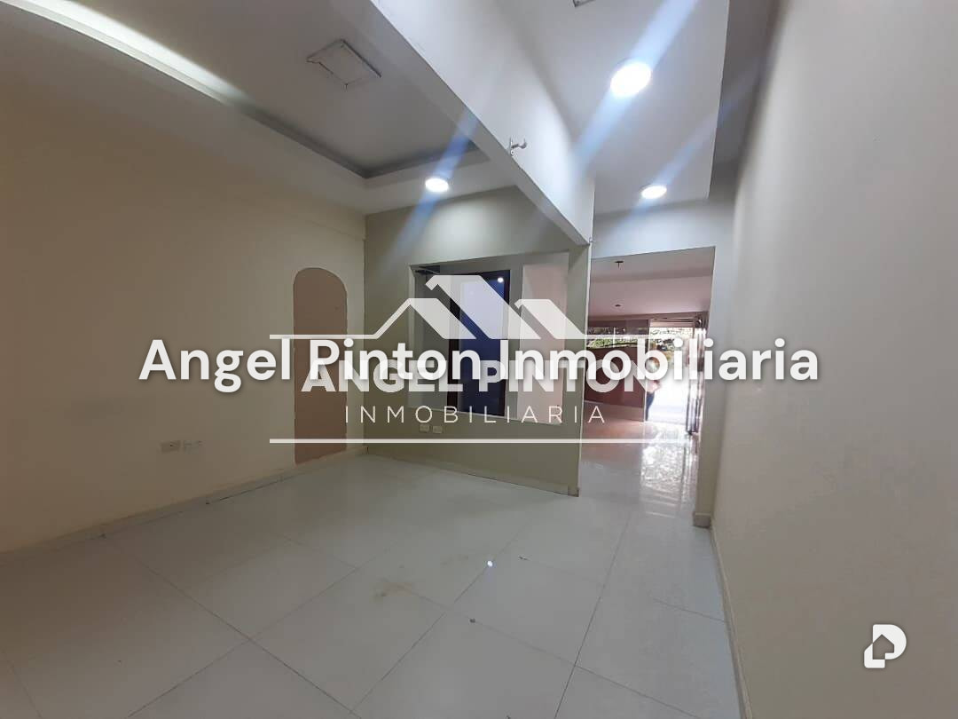 Local comercial en Avenida El Milagro, Maracaibo – 25