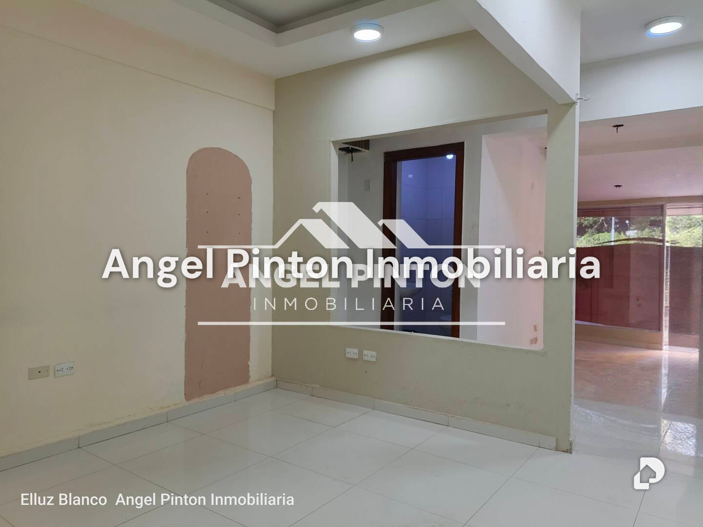Local comercial en Avenida El Milagro, Maracaibo – 15