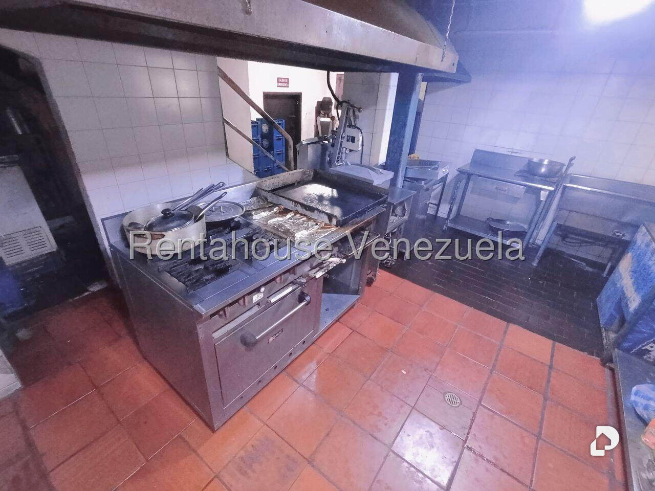 Local comercial en Boleíta Norte, Caracas – 19
