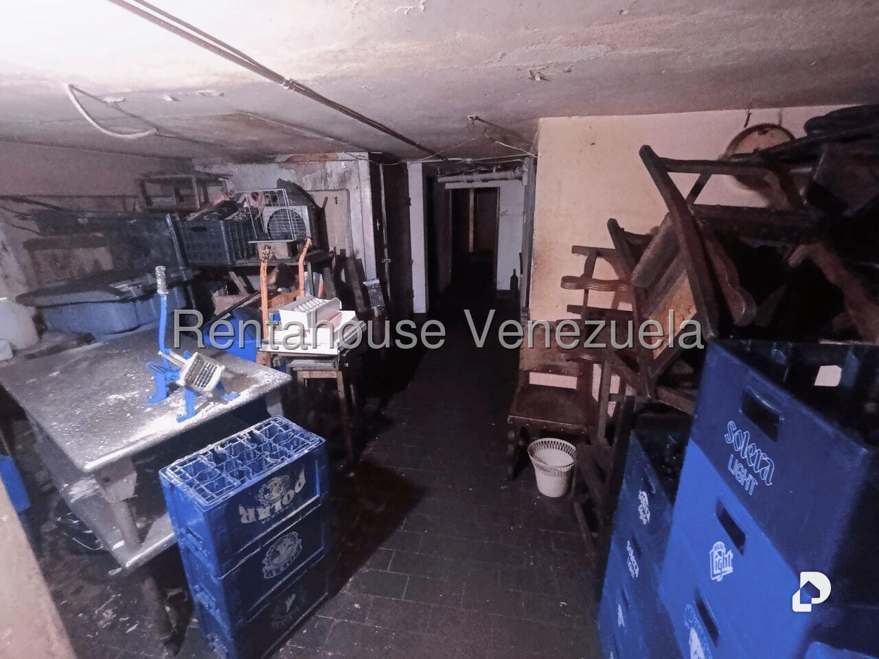 Local comercial en Boleíta Norte, Caracas – 17
