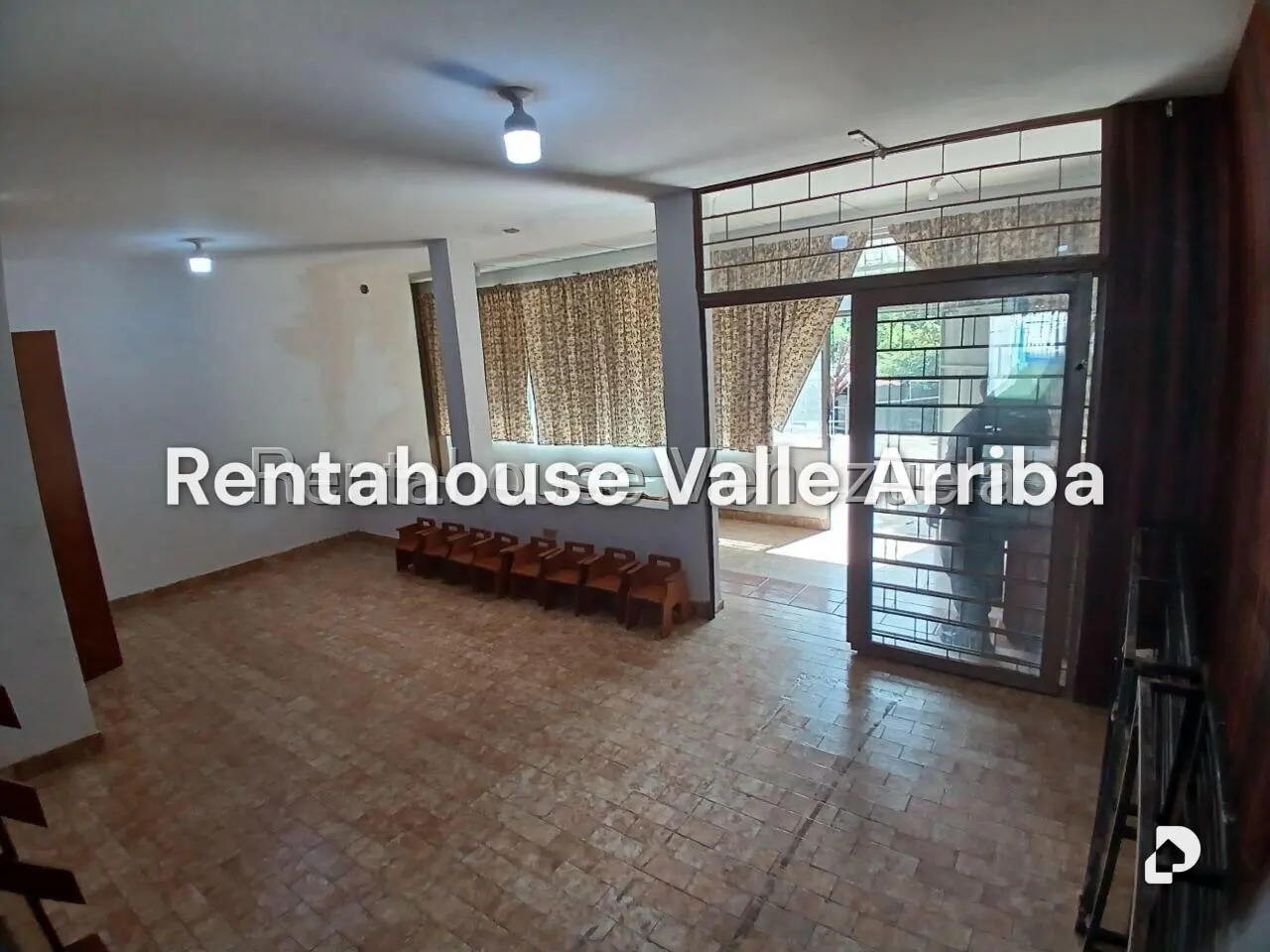 House in El Llanito, Caracas – 13