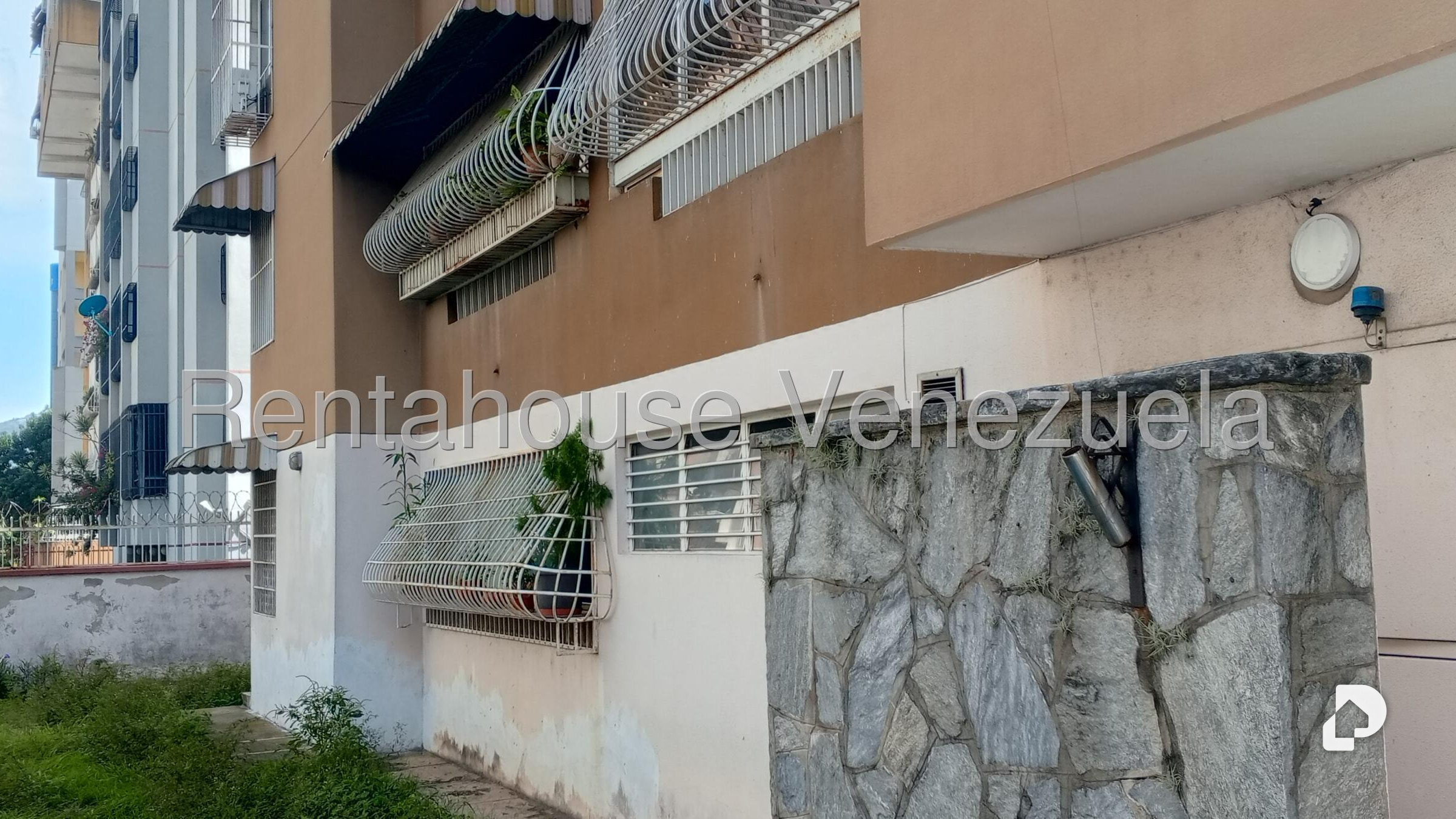 Apartamento en La Urbina, Caracas – 2