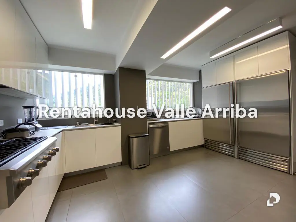 Apartamento en Altamira, Caracas – 16